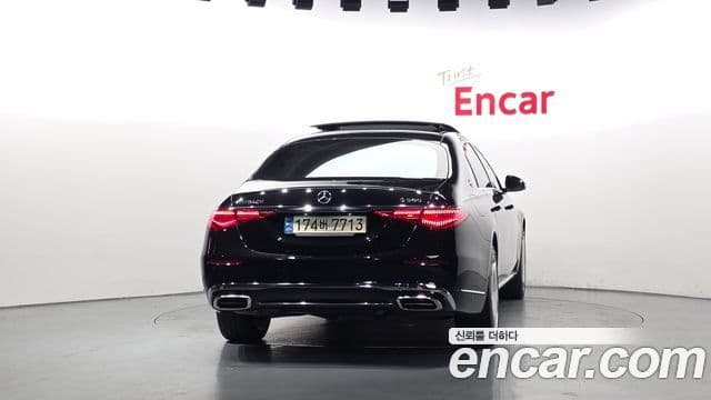 Mercedes-Benz S-Class W223 4