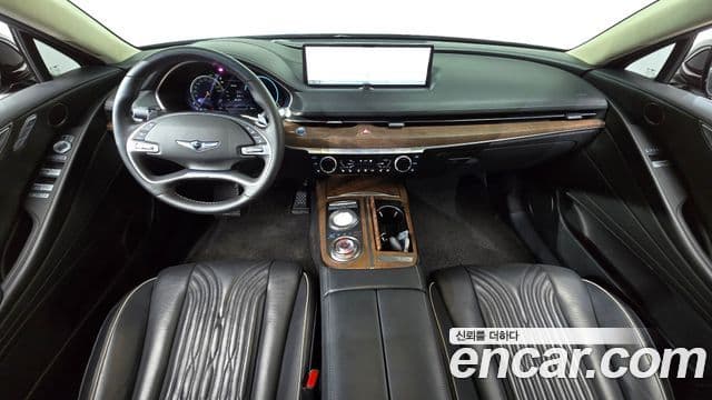 Genesis G80 (RG3) 4