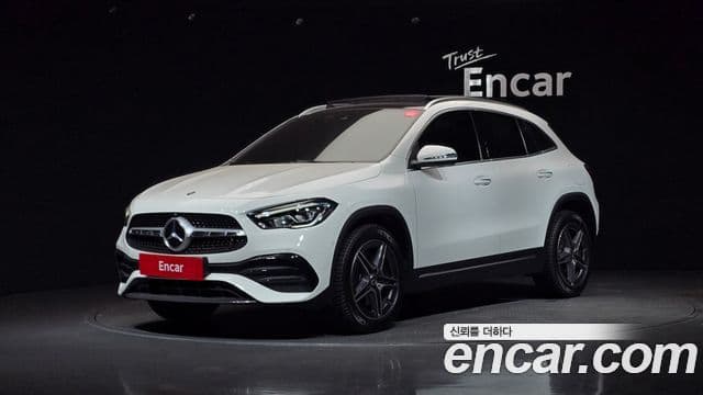 Mercedes-Benz GLA-Class H247 1