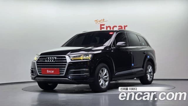 Audi Q7 (4M) 1
