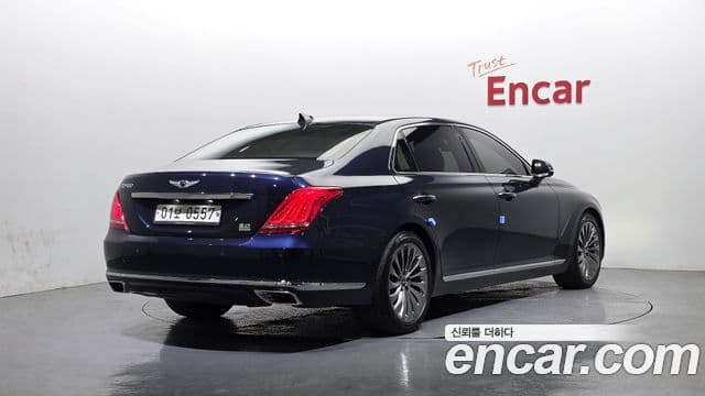 Genesis EQ900 2