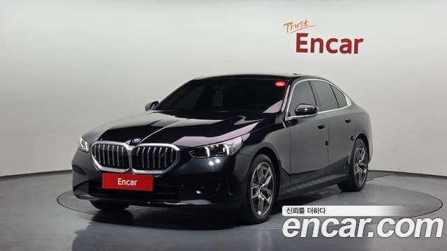 BMW i5 (G60)