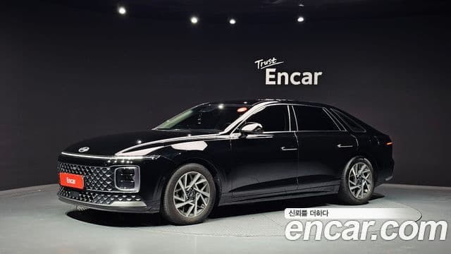 Hyundai Grandeur (GN7) — 1