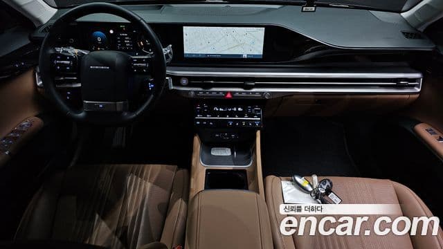 Hyundai Grandeur (GN7) 4