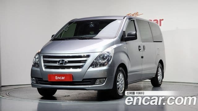 Hyundai Grand Starex 1