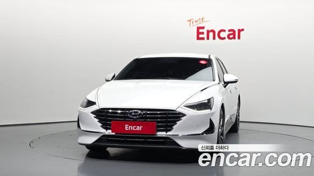 Hyundai Sonata (DN8) 3