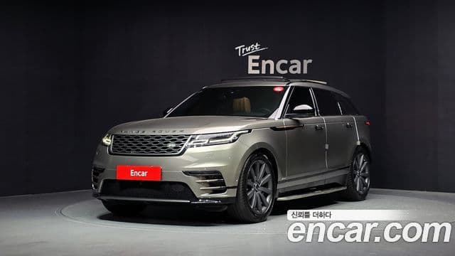 Land Rover Range Rover Velar 1