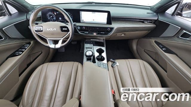 Kia K8 4