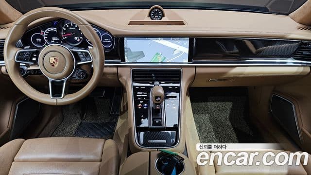 Porsche Panamera (971) 4