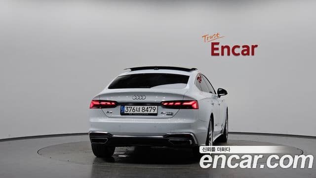 Audi A5 (F5) 3