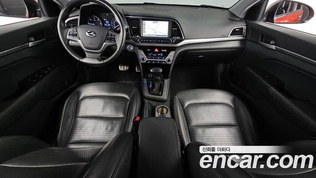 Hyundai Avante AD 4