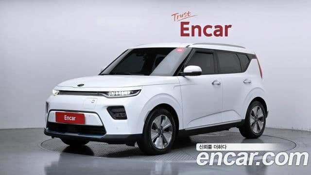 Kia Soul Booster EV 1