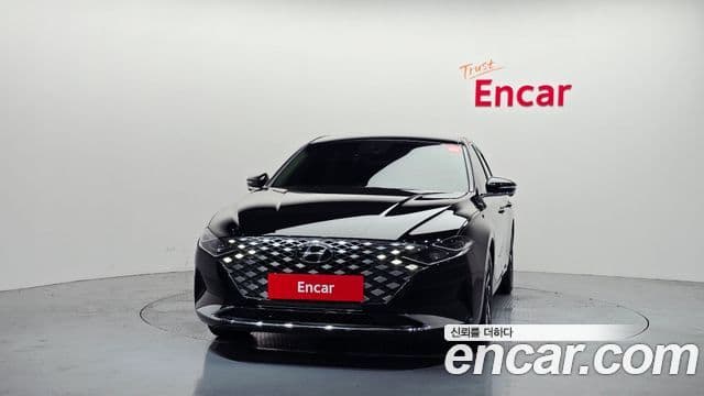 Hyundai The New Grandeur IG Hybrid 3