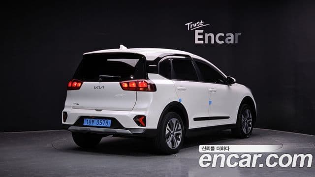 Kia Niro Plus 2