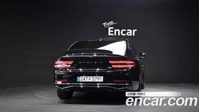 Genesis G80 (RG3) 4