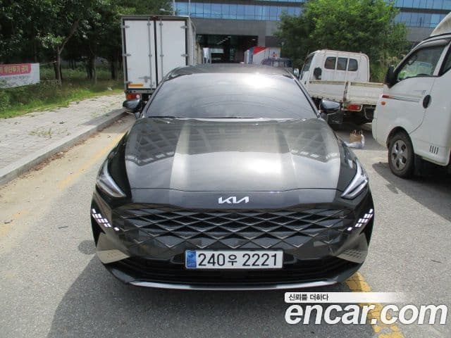 Kia K8 Hybrid 1