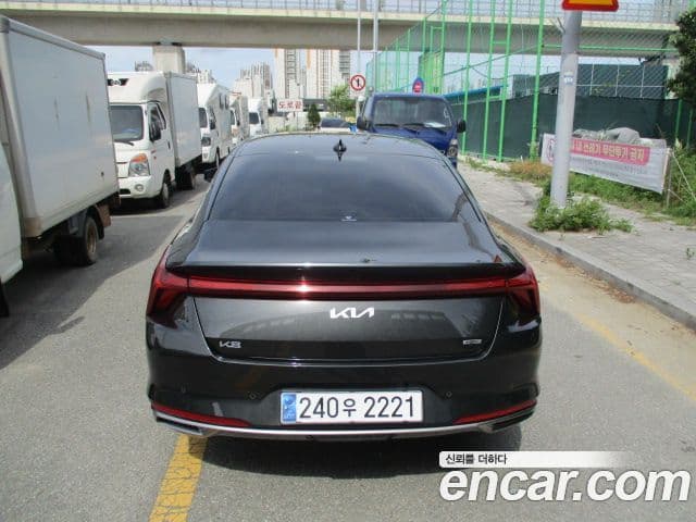 Kia K8 Hybrid 4