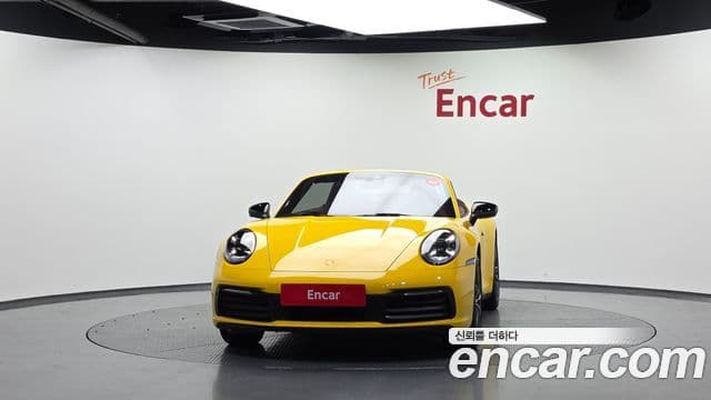 Porsche 911 (992) 3
