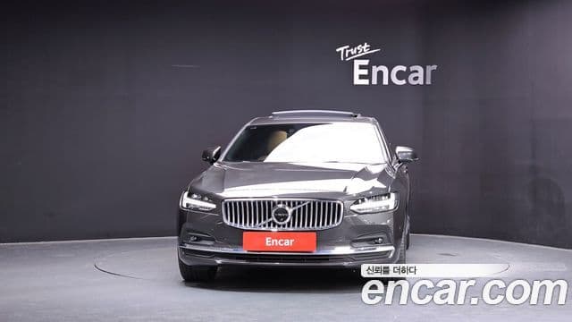 Volvo S90 3
