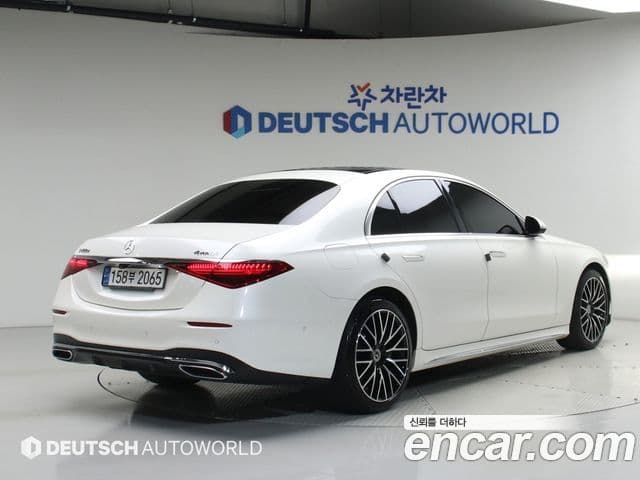Mercedes-Benz S-Class W223 2