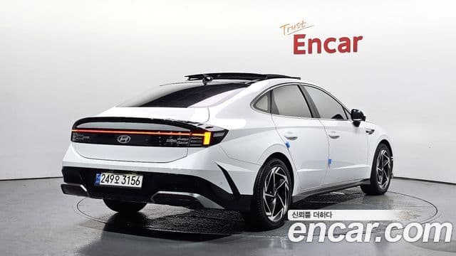 Hyundai Sonata The Edge Hybrid (DN8) 2