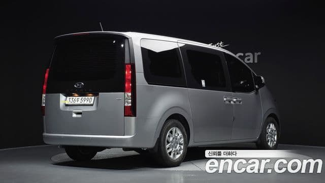 Hyundai Staria 2