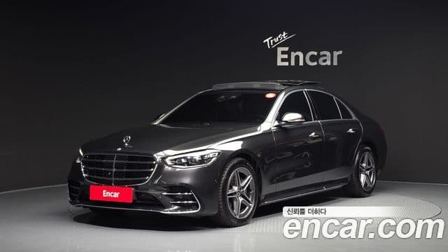 Mercedes-Benz S-Class W223 1