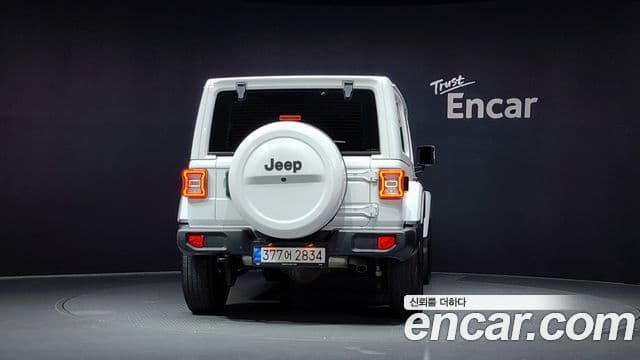 Jeep Wrangler (JL) 3