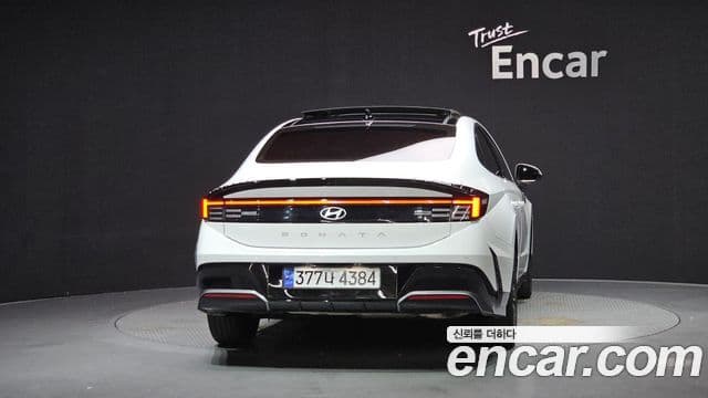 Hyundai Sonata The Edge (DN8) 3