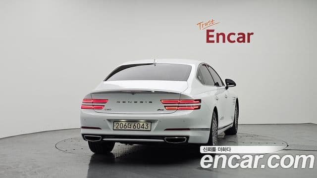 Genesis G80 (RG3) 4