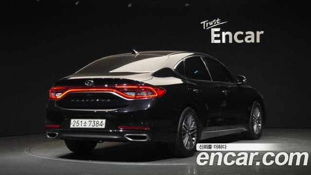 Hyundai Grandeur IG 2