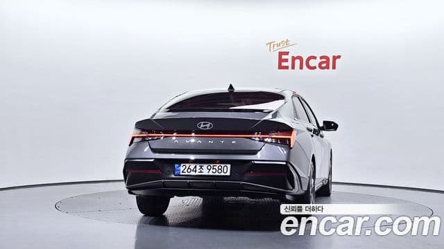Hyundai The New Avante (CN7) 4
