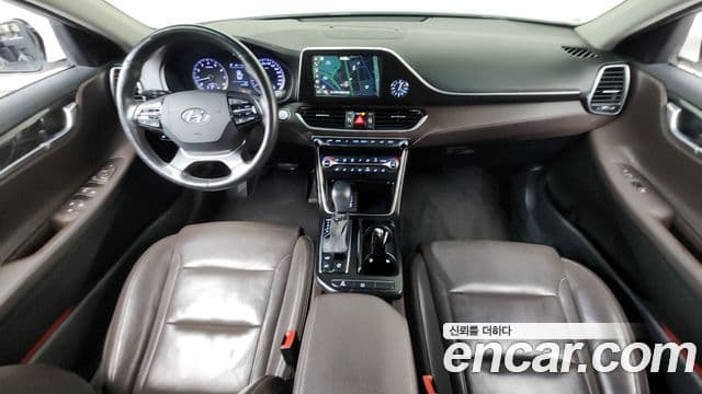 Hyundai Grandeur IG 4