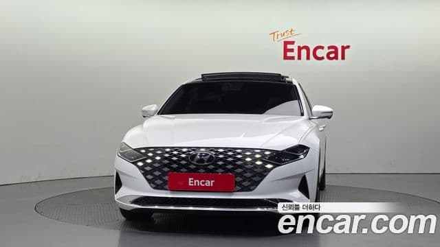 Hyundai The New Grandeur IG 2