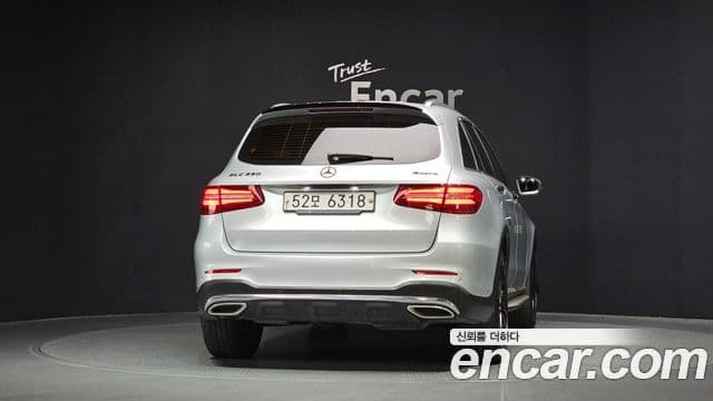Mercedes-Benz GLC-Class X253 4