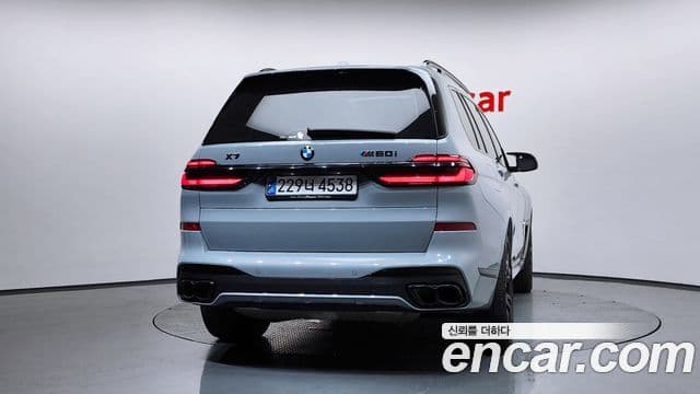 BMW X7 (G07) 4