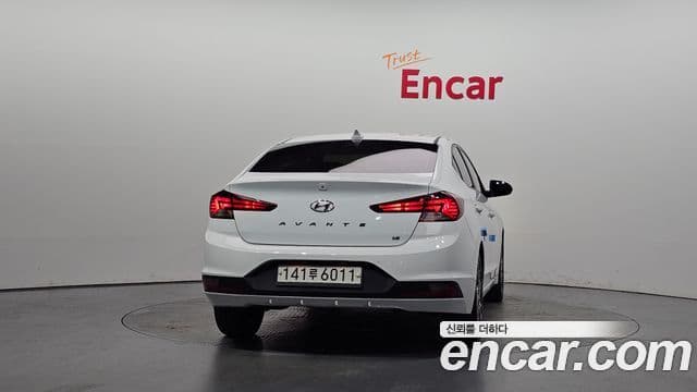 Hyundai The New Avante AD 4