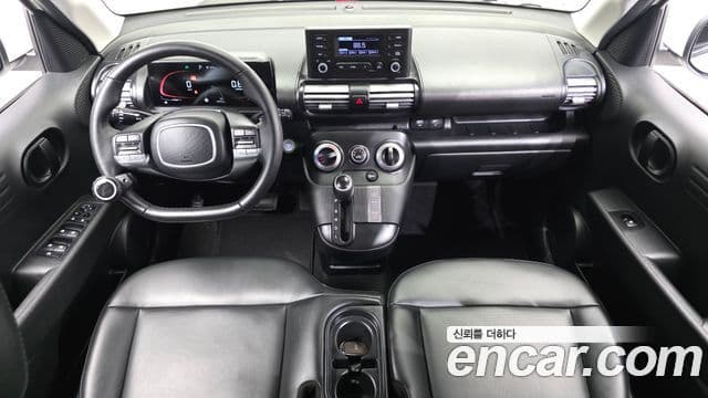 Hyundai Casper 4