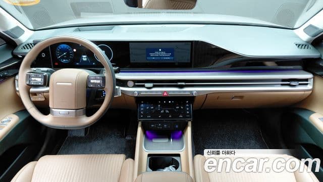 Hyundai Grandeur (GN7) 4