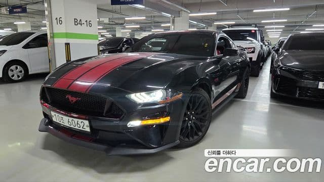 Ford Mustang 2