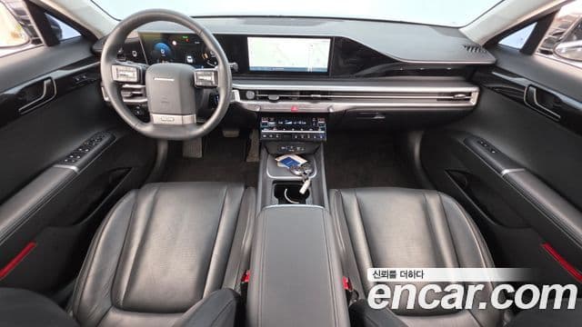 Hyundai Grandeur (GN7) 4
