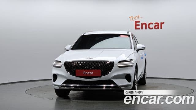 Genesis GV70 3