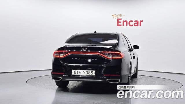 Hyundai Grandeur IG 3