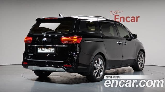 Kia The New Carnival 2