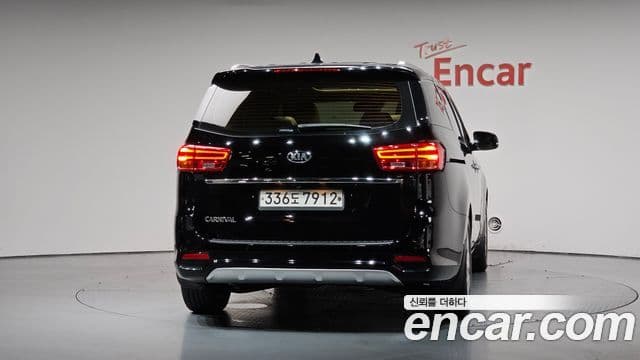 Kia The New Carnival 4