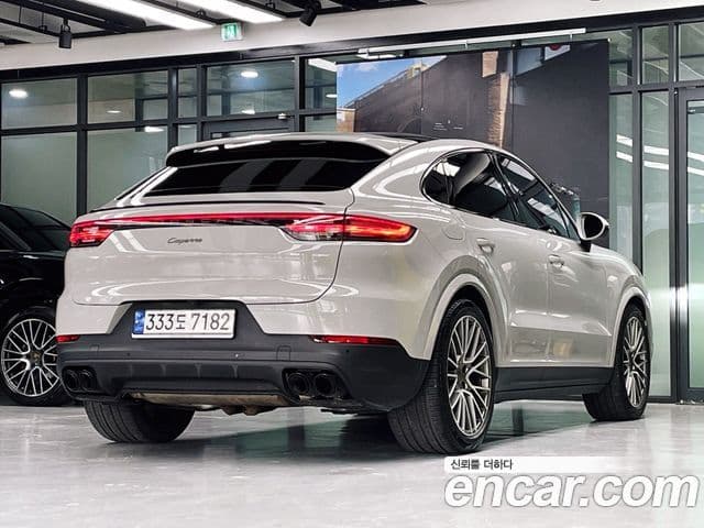 Porsche Cayenne (PO536) 2