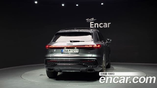 Audi Q5 (80A) 4