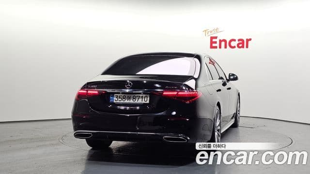 Mercedes-Benz S-Class W223 4