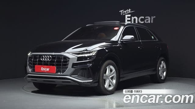 Audi Q8 (4M)