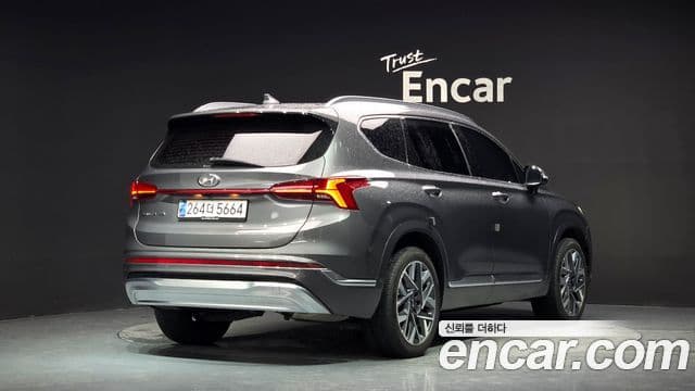 Hyundai The New Santa Fe 2